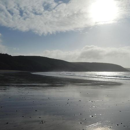 הוילה Lamphey Galwad Y Mor A Coastal Escape In Pembrokeshire'S National Parks מראה חיצוני תמונה