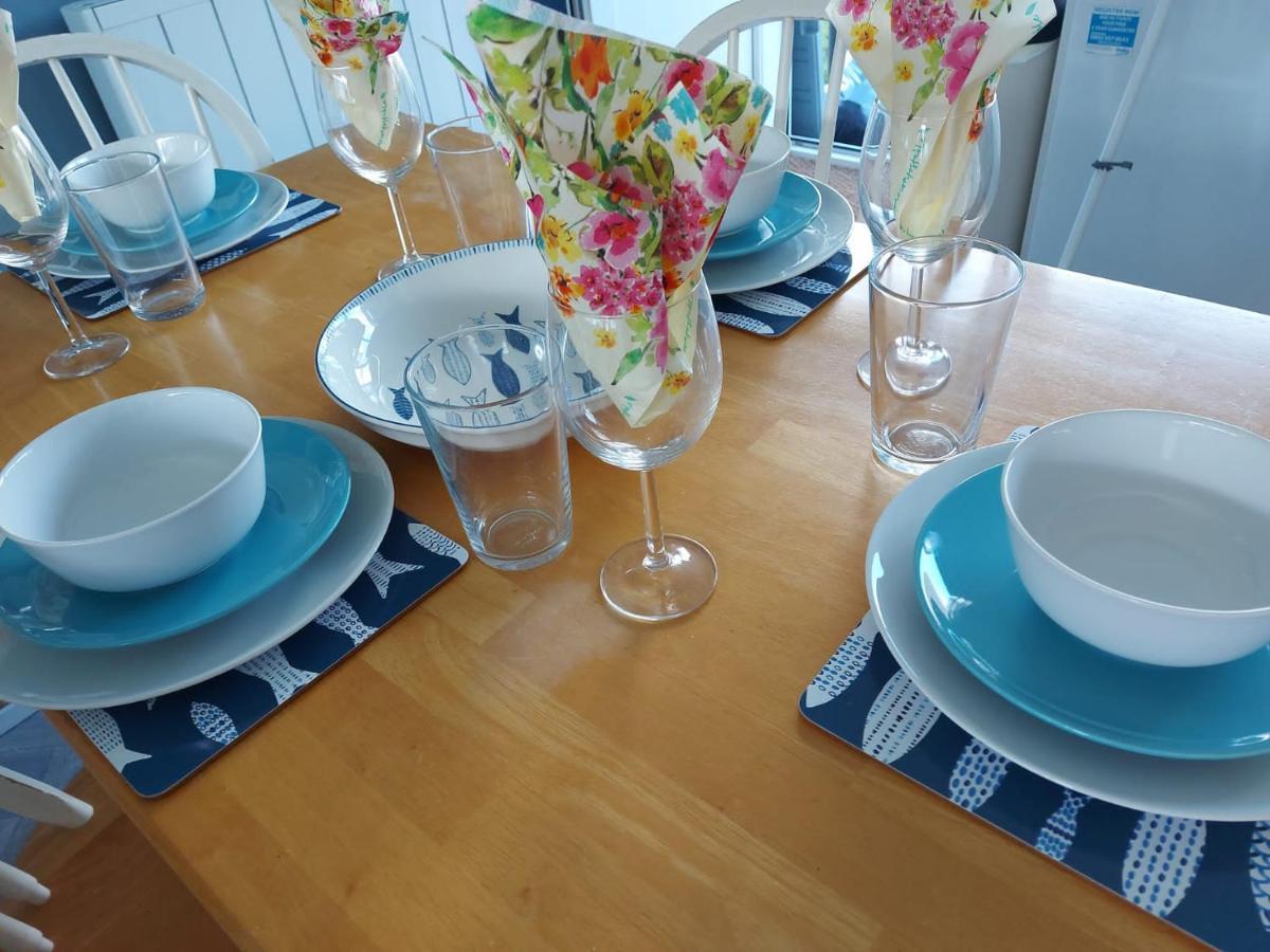 הוילה Lamphey Galwad Y Mor A Coastal Escape In Pembrokeshire'S National Parks מראה חיצוני תמונה