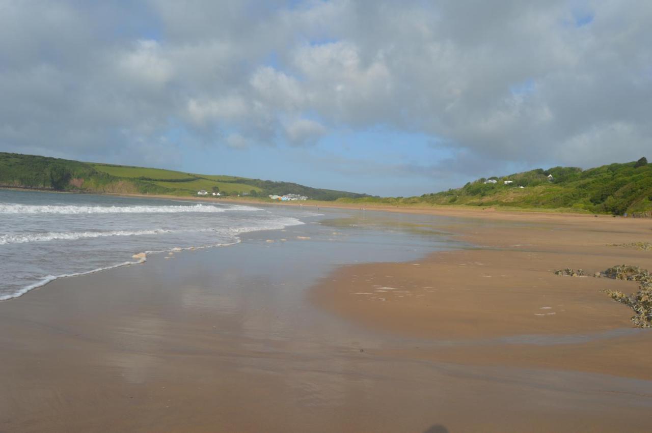 הוילה Lamphey Galwad Y Mor A Coastal Escape In Pembrokeshire'S National Parks מראה חיצוני תמונה