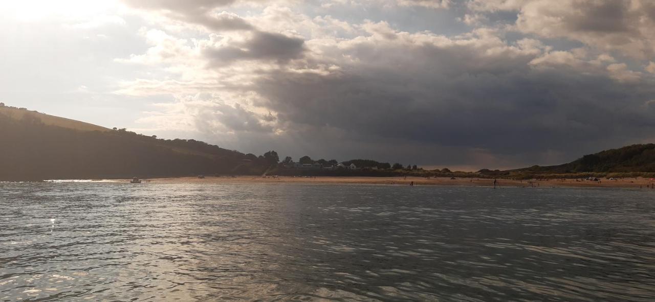 הוילה Lamphey Galwad Y Mor A Coastal Escape In Pembrokeshire'S National Parks מראה חיצוני תמונה